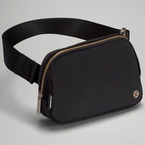 Lululemon EVERYWHERE BELT BAG *Velour BLK